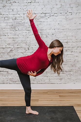 Prenatal/Postnatal Yoga 4-Week Series OUTDOORS with Katie Tierney, LCSW, E-RYT, RPYT